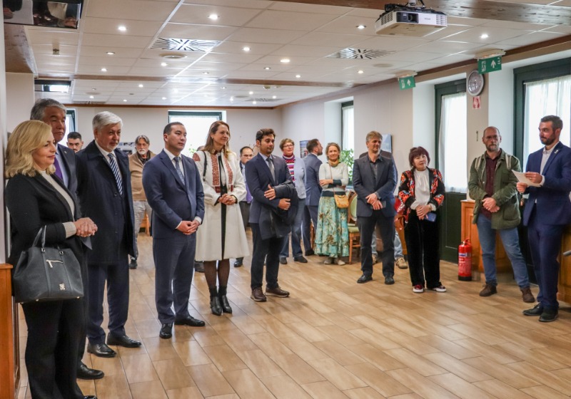 Kirgiz Nap Lakiteleken