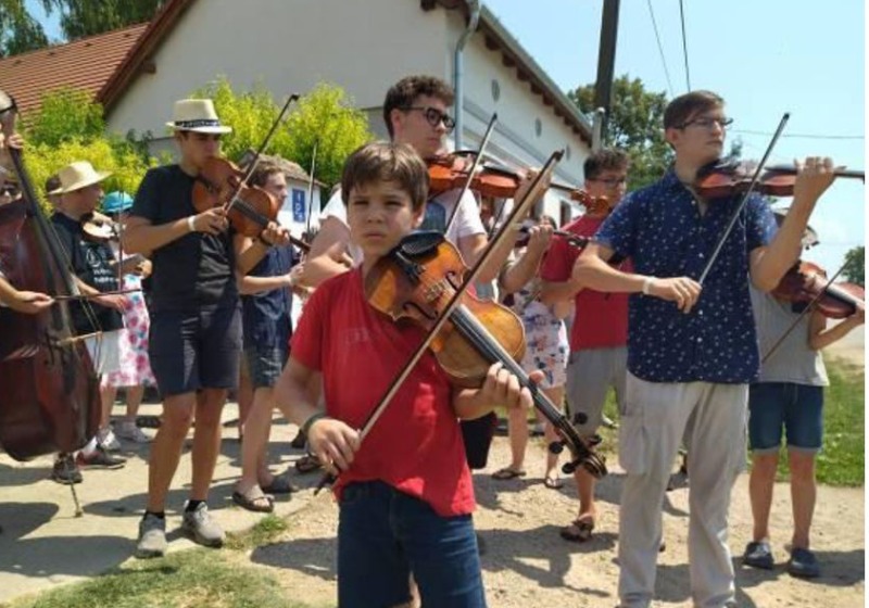 Dűvő Népzenei Tábor – Gyakorló Néptáncosok Tábora