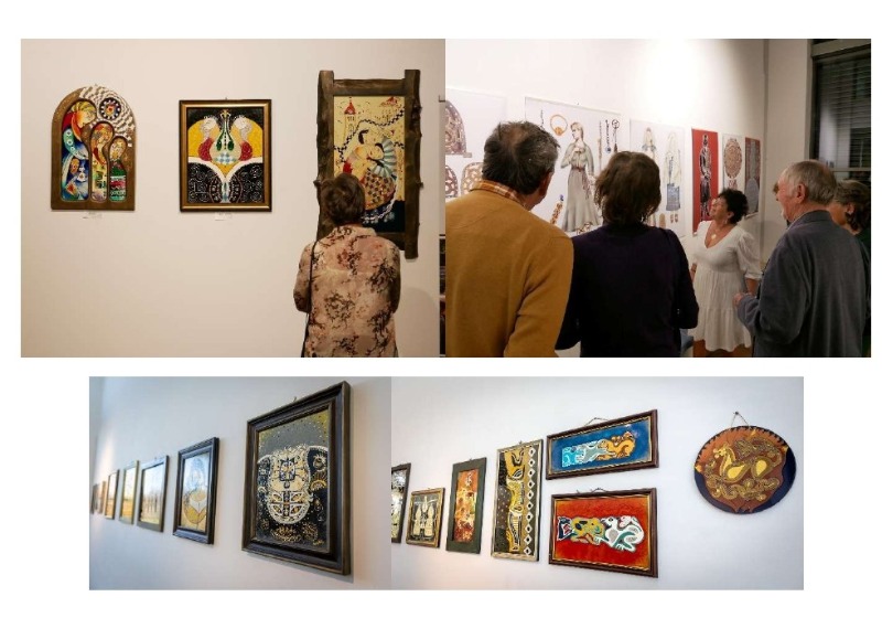 Ambrus Edit munkái láthatók Kápolnásnyéken