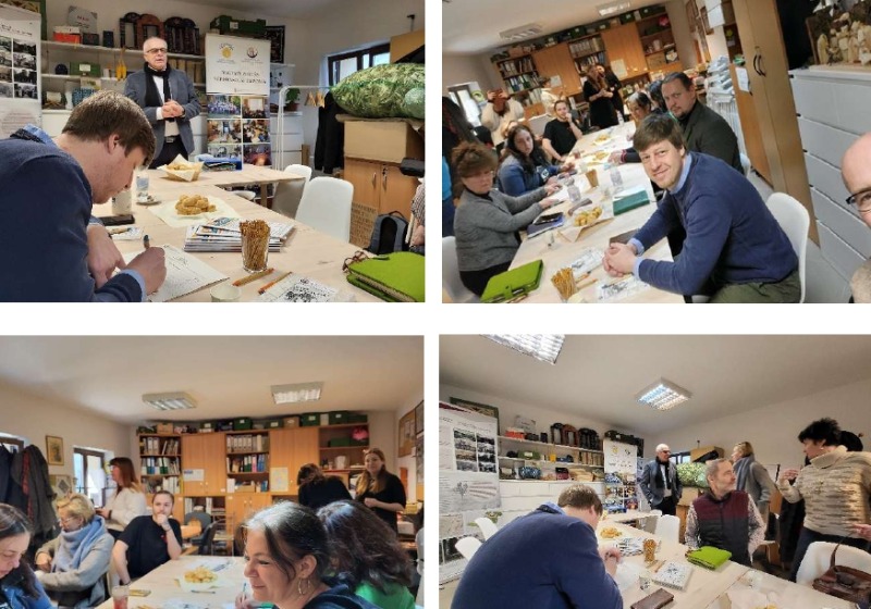 A dunántúli népfőiskolák szakmai napján jártunk Tatán